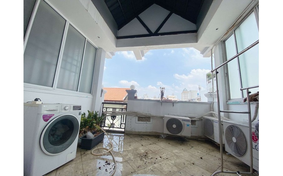 Bán nhà xe 16 chố quay đầu, Nguyễn Công Hoan, P7, Phú Nhuận, 36m2, 5 tầng.